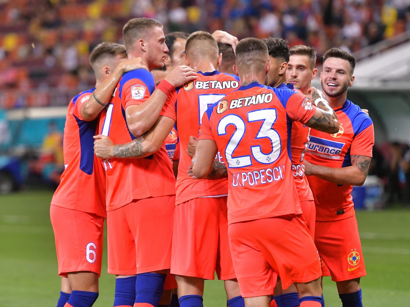 Gică Hagi a vrut să transfere o vedetă de la FCSB! Gigi Becali și-a dat acceptul, dar după aceea s-a răzgândit | EXCLUSIV