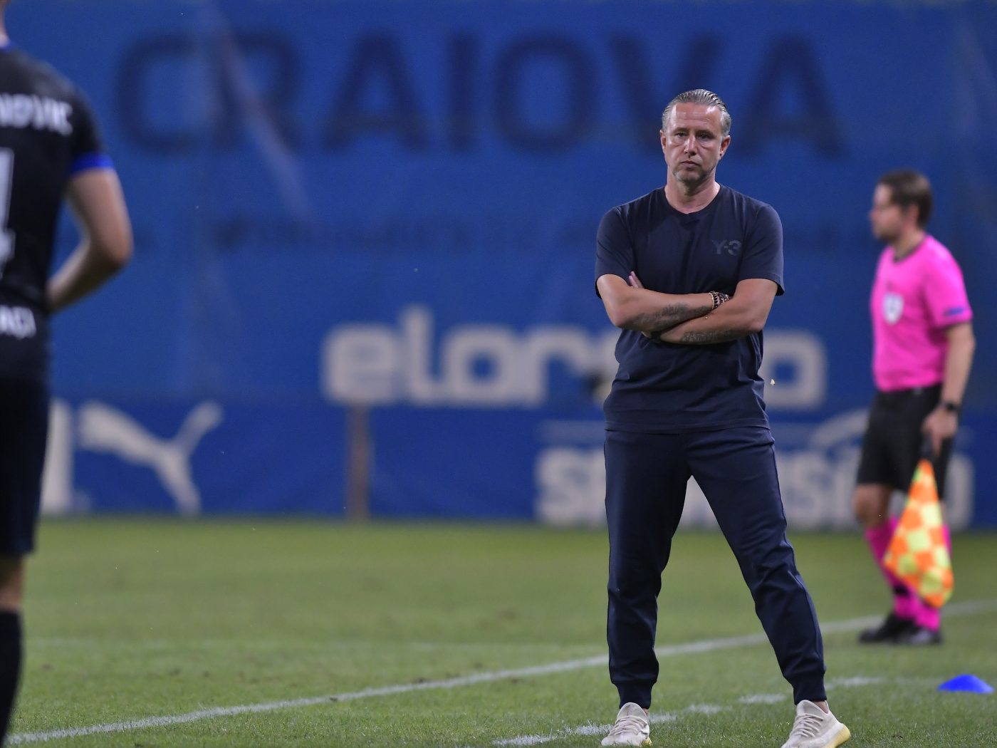 Ilie Dumitrescu îl desființează pe Laurențiu Reghecampf și-l dă ca exemplu negativ. „Inadmisibil! În fotbalul adevărat nu întâlnești asta!”