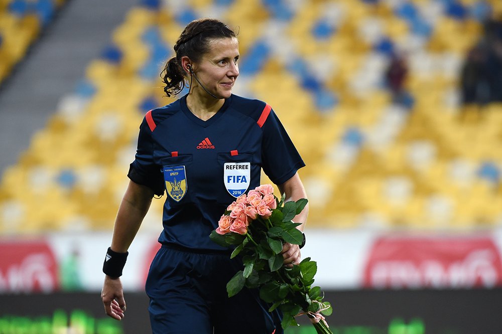 Premieră pentru naționala României! Reprezentativa lui Mirel Rădoi va fi arbitrată de o brigadă feminină pe Arena Națională!