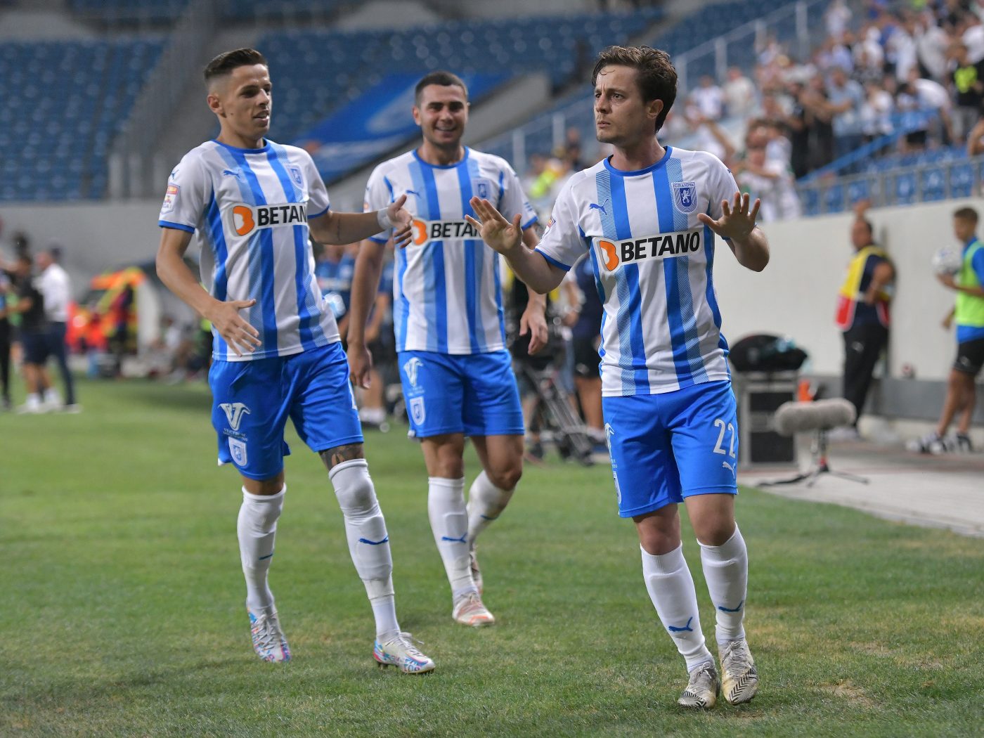 Universitatea Craiova – FC Voluntari 3-0 | Laurențiu Reghecampf bifează prima victorie pe banca oltenilor | VIDEO