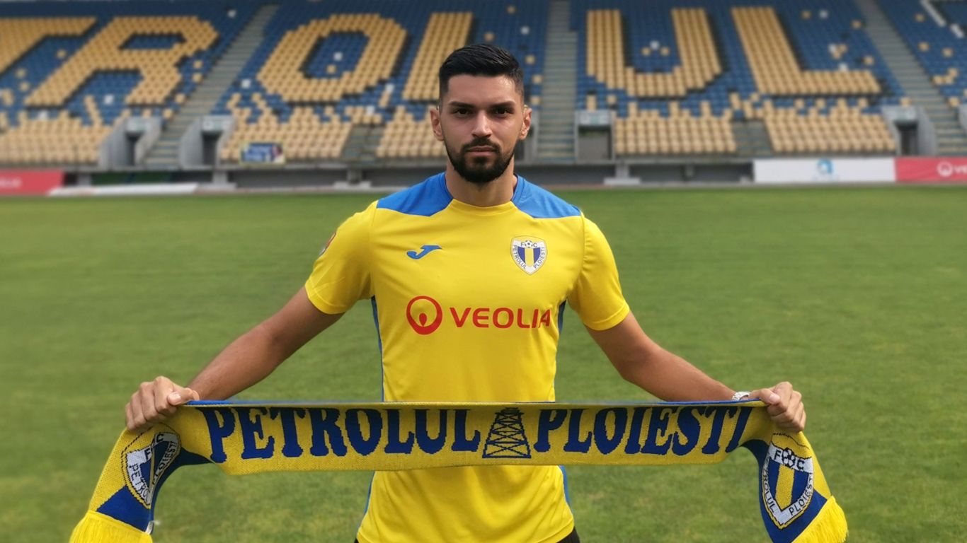 Petrolul a semnat cu un atacant bosniac de aproape 2 metri! A evoluat până acum în Slovacia, Slovenia și Danemarca