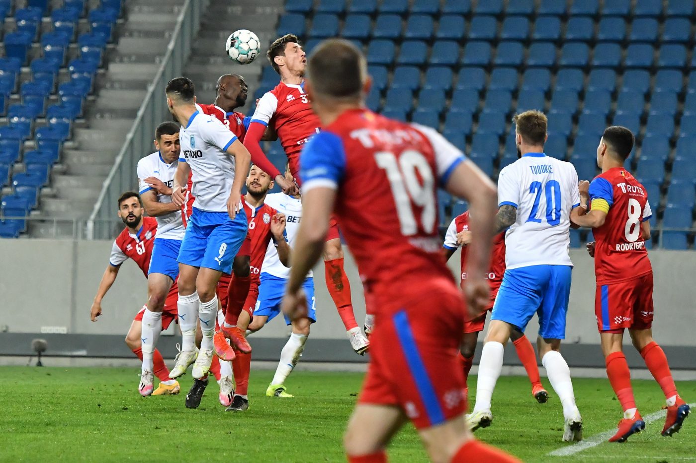 Universitatea Craiova – FC Botoșani, 0-0. Avem echipele de start! A început meciul