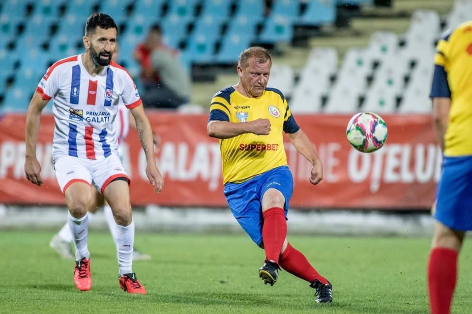 Dorinel Munteanu a revenit pe teren! Florin Cernat, gol decisiv | FOTO&VIDEO