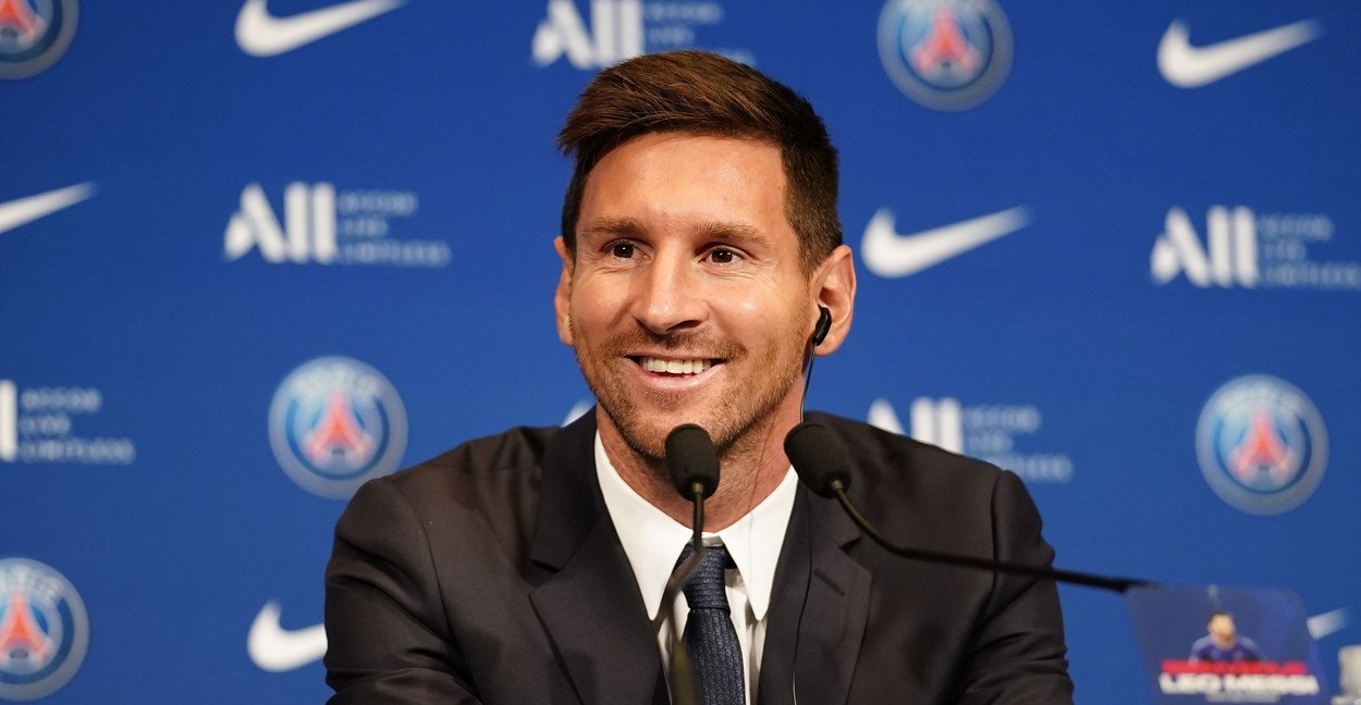 Leo Messi a fost prezentat oficial la PSG: „Sunt încrezător în viitorul meu!”. Ce spune despre un eventual duel cu Barcelona și șansele la Champions League | LIVE VIDEO
