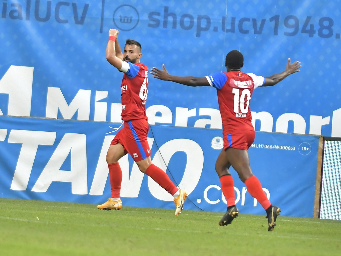 Gol de Premier League în Liga 1! Enriko Papa, reușită fabuloasă din foarfecă în meciul Universitatea Craiova – FC Botoșani | FOTO