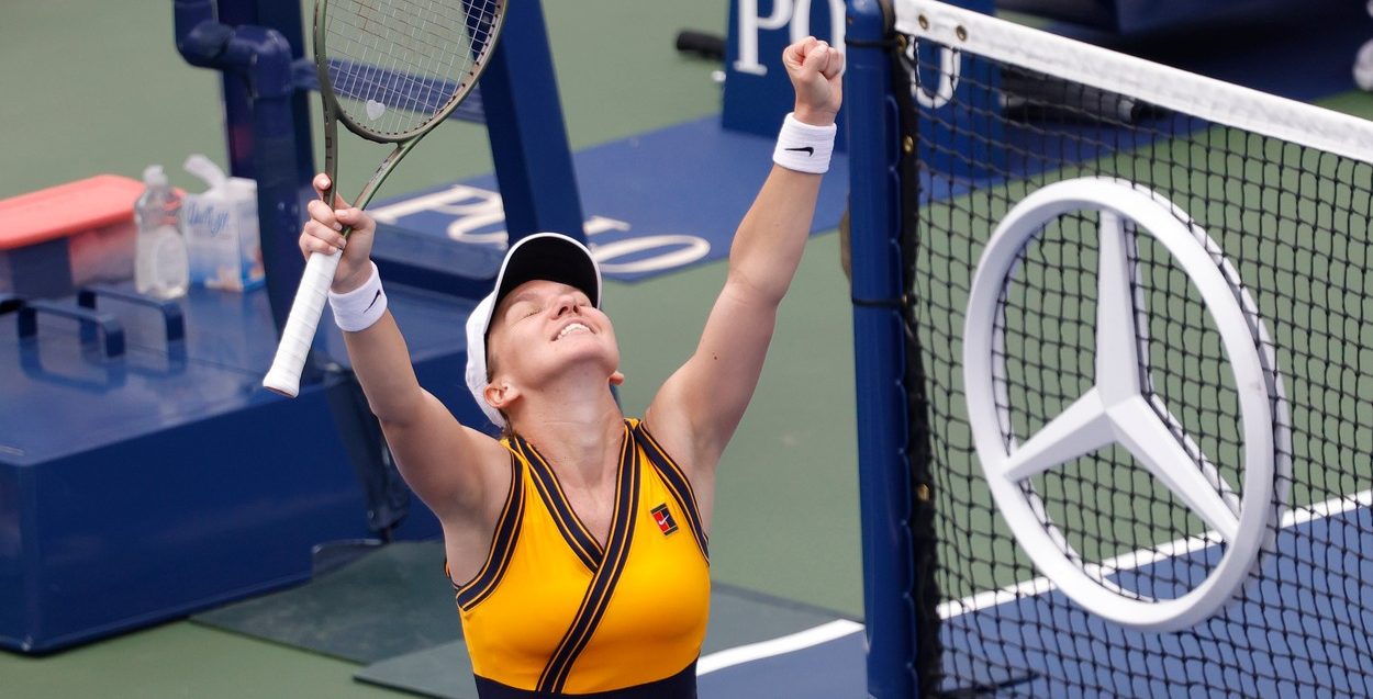 Simona Halep jubilează după victoria cu Camila Giorgi de la US Open: „Am trecut testul!” Care este povestea echipamentului în culori românești