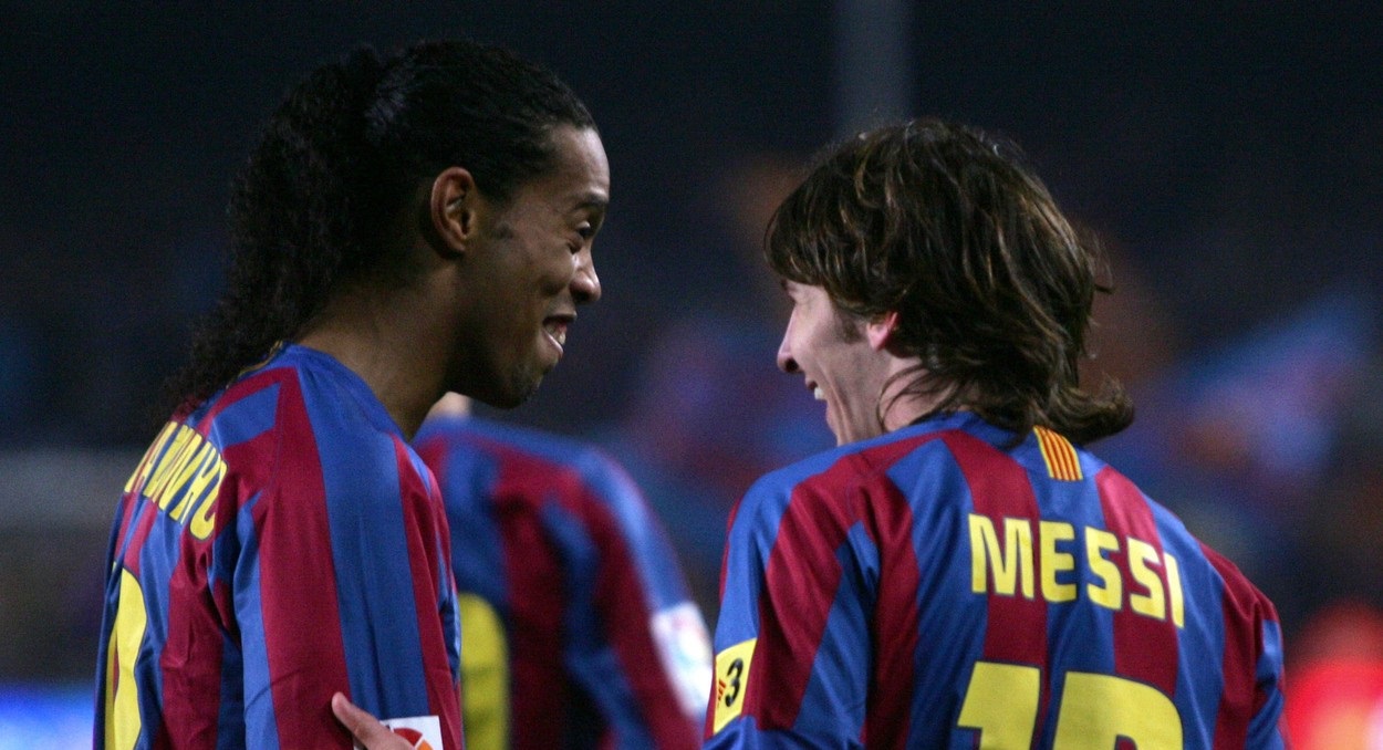 Ronaldinho a reacționat după transferul lui Messi la PSG: „Este o mare bucurie. Îmi miroase a Champions League!”