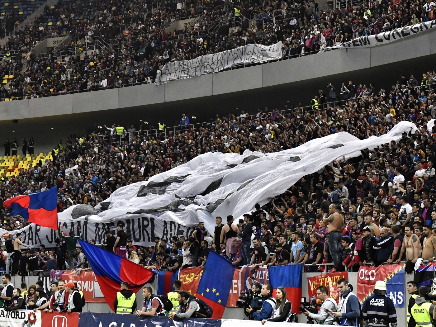 FCSB bate toate recordurile de audiență din acest an cu Dunajska Streda! Câți spectatori se vor afla în tribunele Arenei Naționale: „Deschidem toate cele trei inele!”