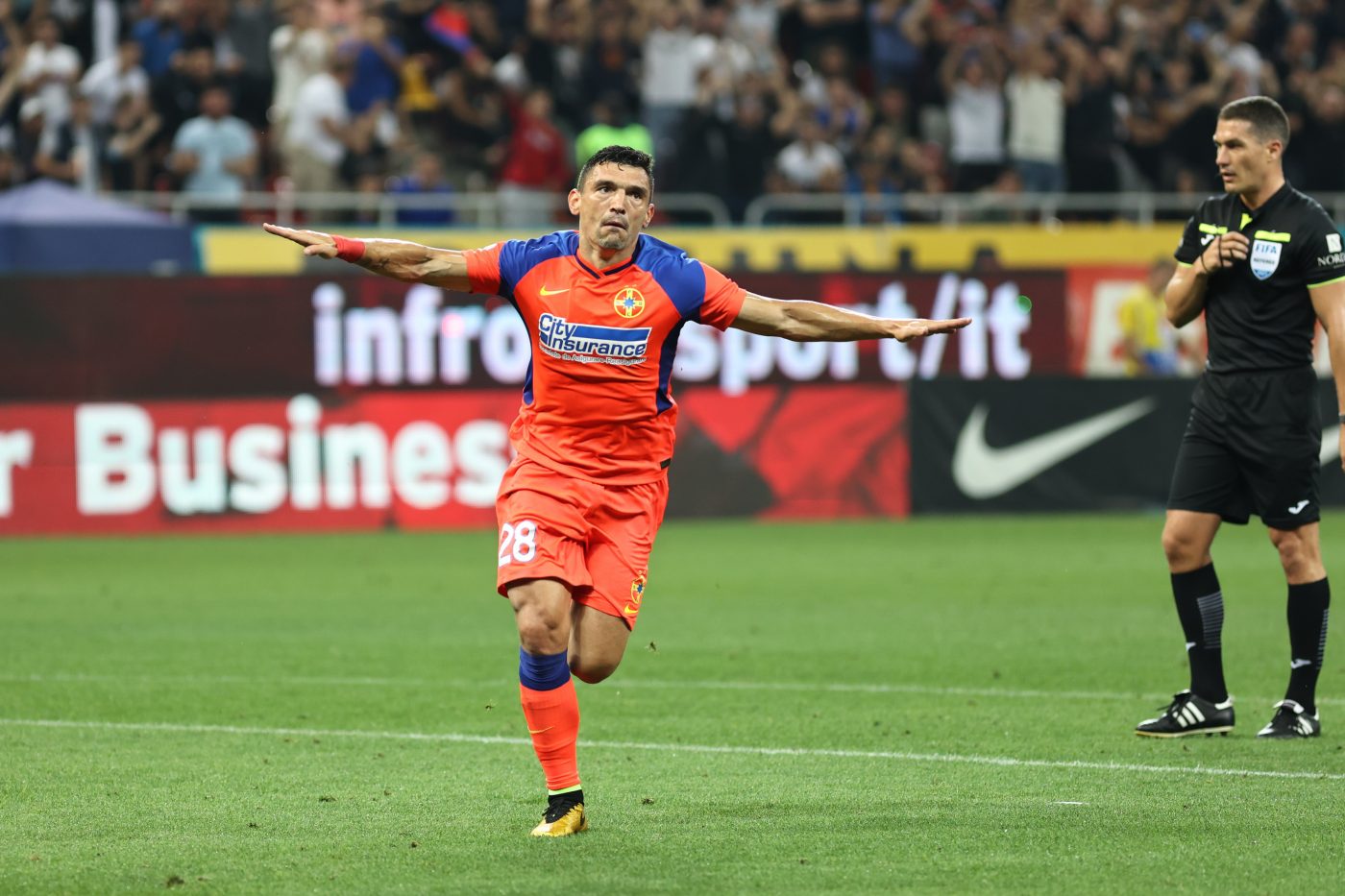 Liga 1: Setați pe spectacol » 8 variante de profit lansate la „U” Craiova – FCSB și Chindia – Farul!