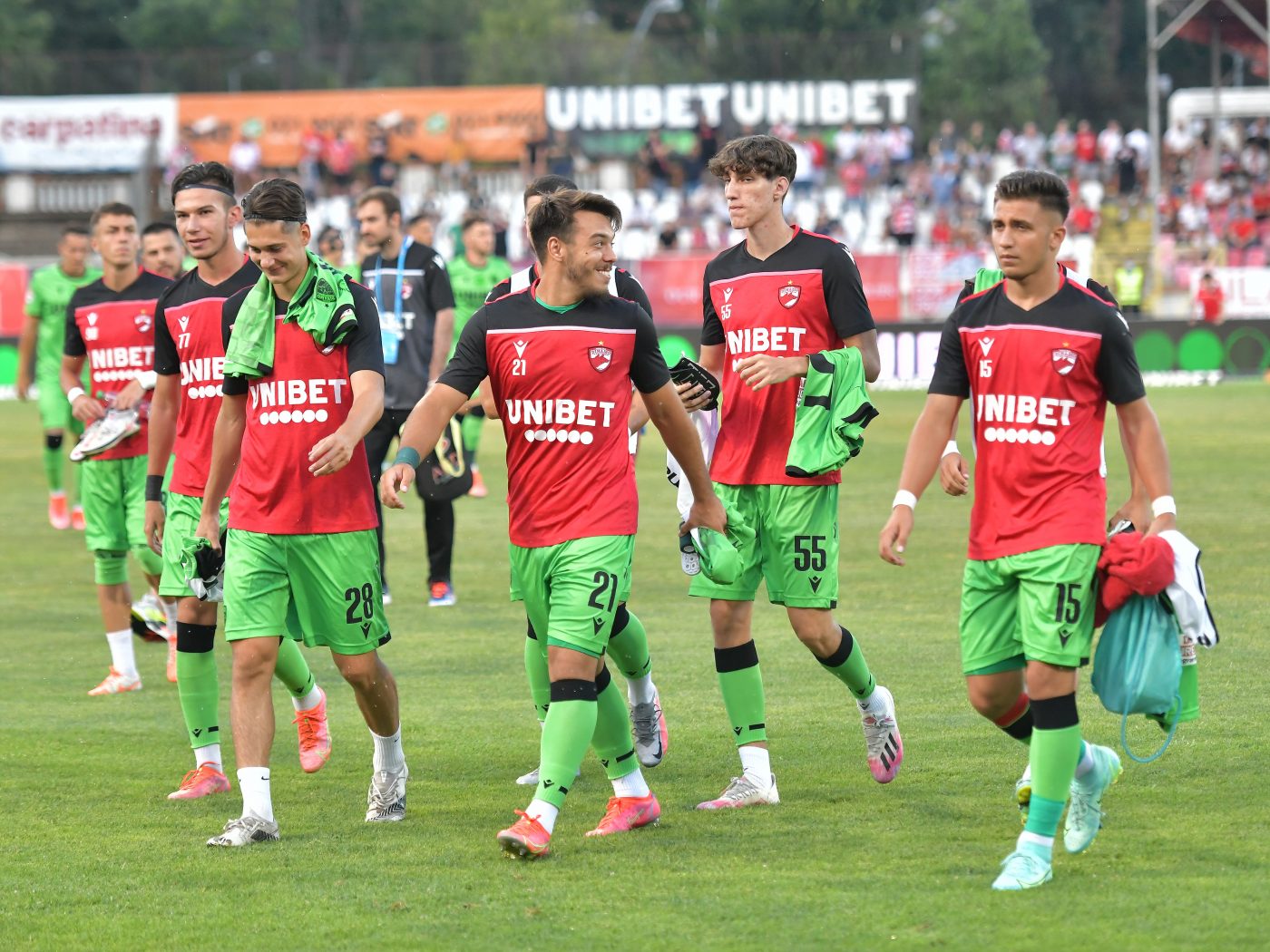 Încă o lovitură pentru Dinamo! Una dintre speranțele clubului s-a lăsat de fotbal la doar 19 ani: „S-a săturat de cum a fost tratat!”