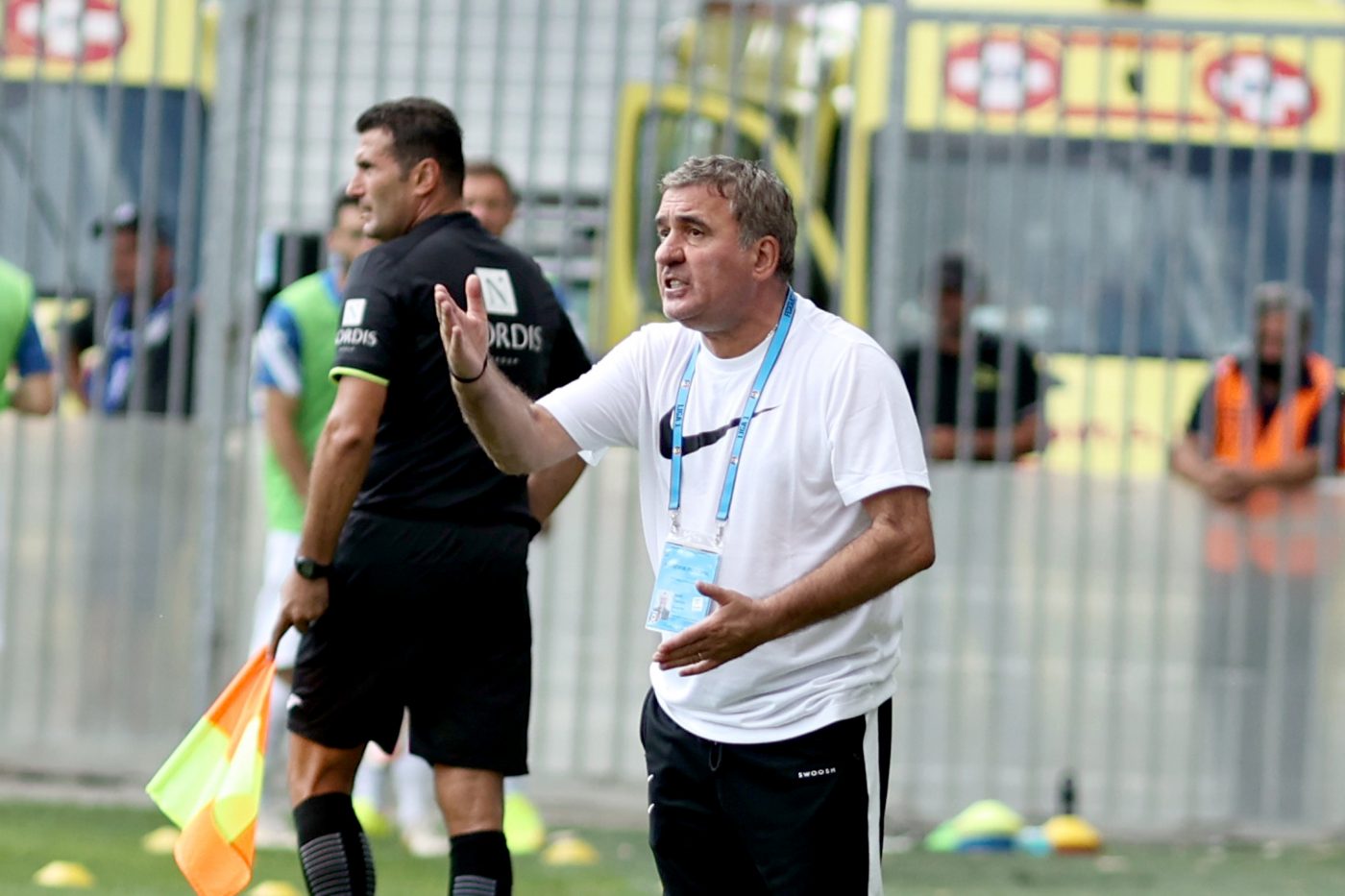 Gheorghe Hagi, plin de nervi după eliminarea Farului din Cupa României: „Arbitrul a făcut diferența! Tușierii sunt VAR-ul în România!”