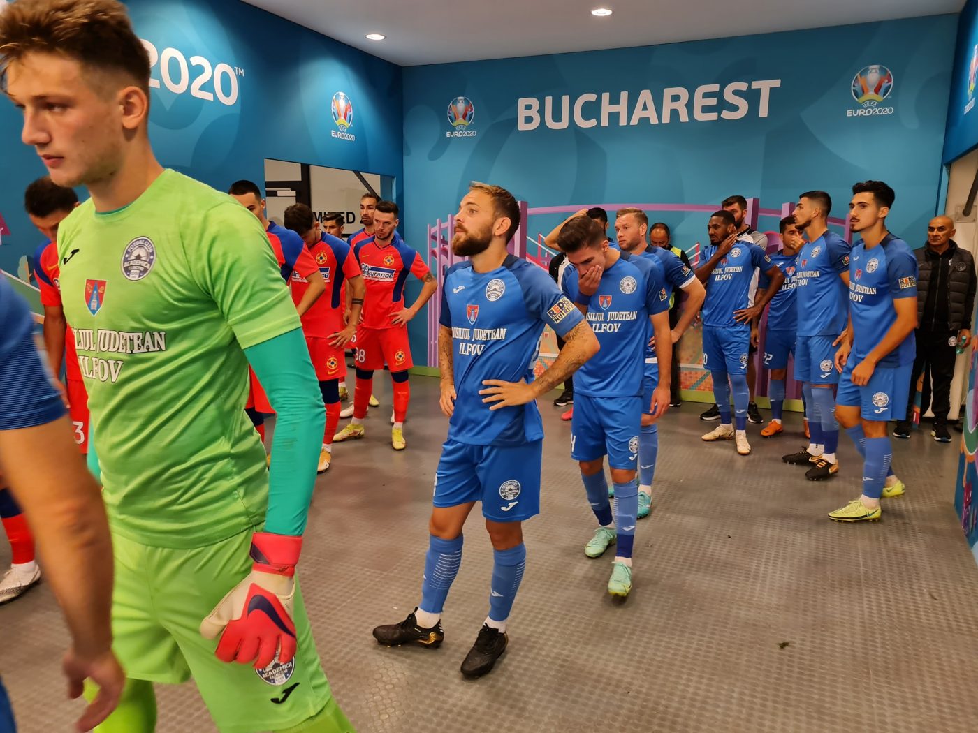 Ionuț Chirilă a făcut iureș în vestiar după eșecul cu FCSB: „Ați jucat ca AC Milan! I-ați omorât!”