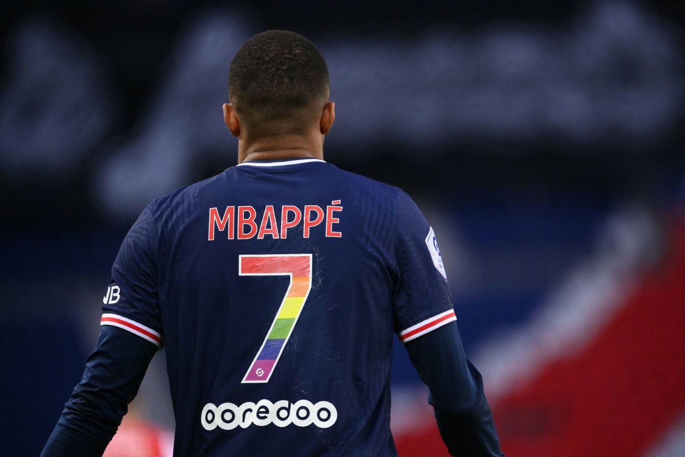 UEFA a anunțat amenzile uriașe pe care le-au primit cele opt cluburi care au încălcat regulile de fairplay financiar în sezonul trecut! PSG e „regina” topului