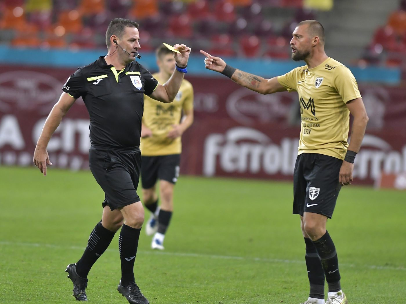 ANALIZĂ | Verdictul expertului Marius Avram la faza de karate de la Botoșani + Cum a greșit Andrei Antonie gestionarea finalului de meci Rapid – FC Voluntari