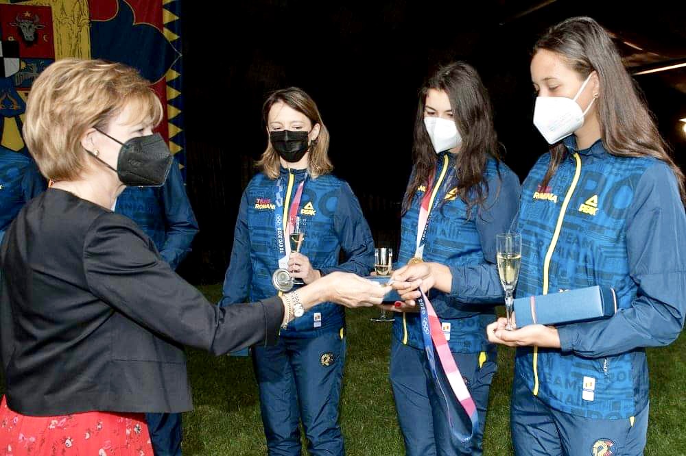 Canotorii medaliați la Jocurile Olimpice, premiați de Familia Regală a României la Palatul Elisabeta | FOTO