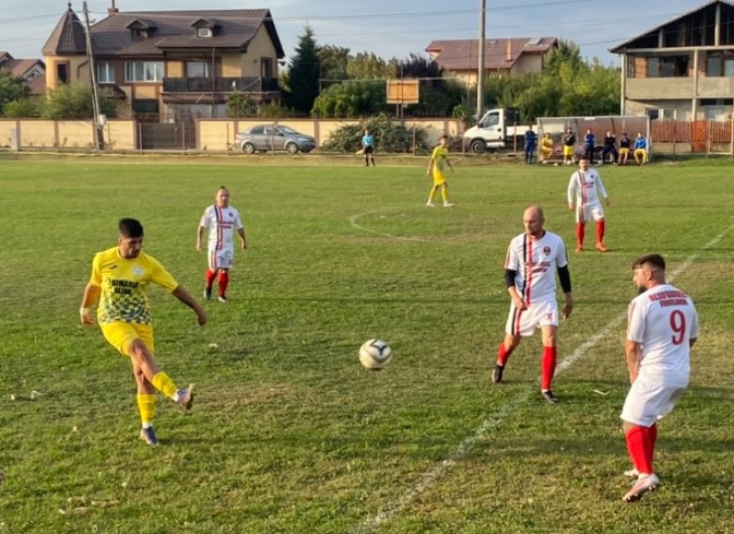 Povestea meciului de fotbal, început ziua și terminat noaptea! Caz unic în România: oaspeții au egalat în prelungiri, în beznă. „Am auzit bucuria fotbaliștilor! Nu-i vedeam” | EXCLUSIV