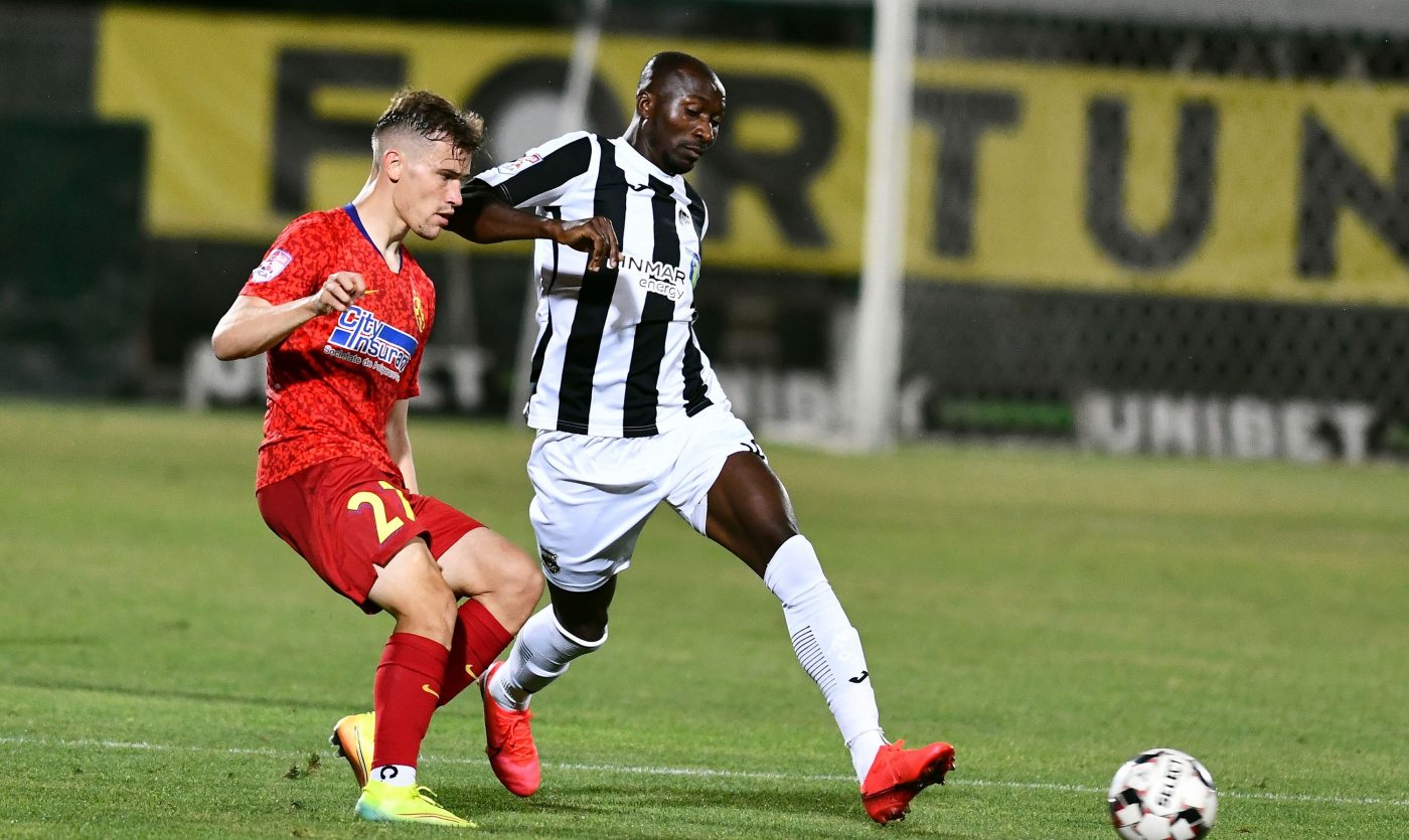 FC Argeș a confirmat revenirea lui Kehinde Fatai în Liga 1, după suspendarea pentru dopaj: „A jucat la cel mai înalt nivel! Aveam nevoie de el”