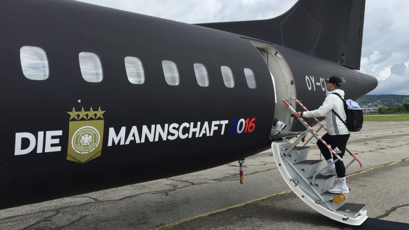 Naționala Germaniei, aterizare de urgență la Edinburgh! Avionul nemților, întorși de la Reykjavik, a avut probleme tehnice la o altitudine de 8400 de metri