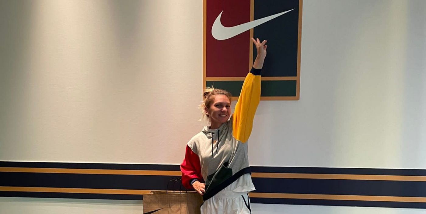 Simona Halep a „trădat” Nike în vacanță! Românca a purtat alt brand sportiv la vedere | FOTO