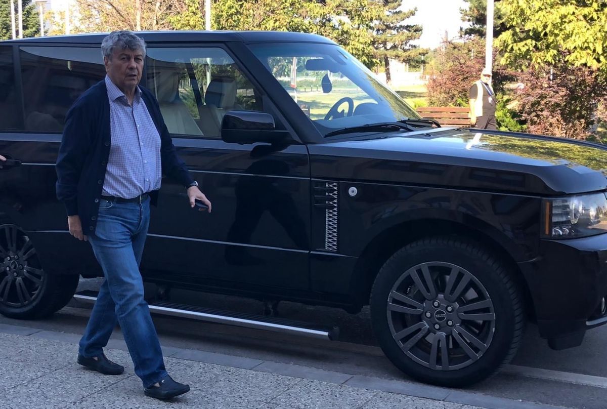 Mircea Lucescu i-a remarcat pe Denis Alibec și Ianis Hagi! Ce șanse are România să se califice la CM 2022. „Cel mai în putere” / „A scos toată linia defensivă din joc”