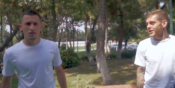Alex Cicâldău îl învață limba turcă pe Olimpiu Moruțan! Imagini amuzante cu cei doi români de la Galatasaray | VIDEO