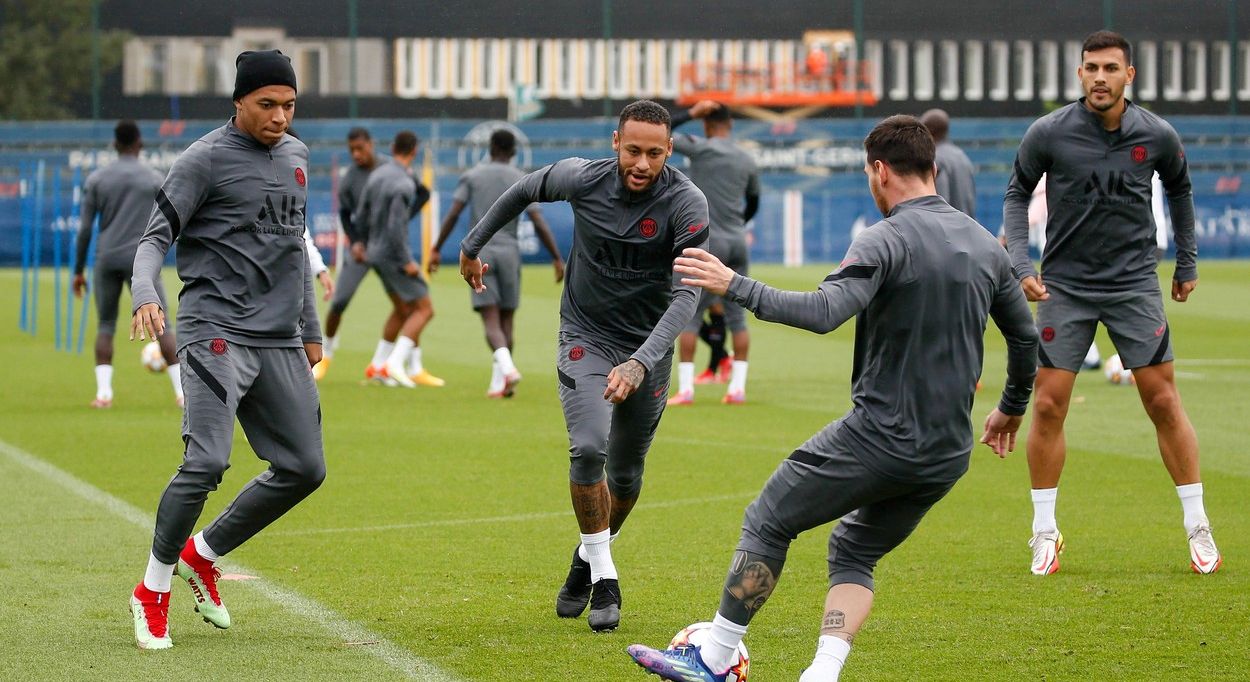 Dezvăluiri din vestiarul lui PSG! Ce s-a întâmplat după ce Mbappe l-a numit „vagabond” pe Neymar: „Sunt doi rivali de renume”