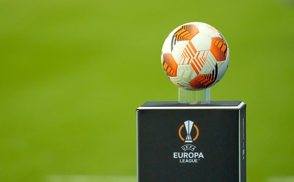 Valentin Mihăilă și românii de la Galatasaray își află azi adversarele din optimile Europa League. Cum arată urnele pentru tragerea la sorți