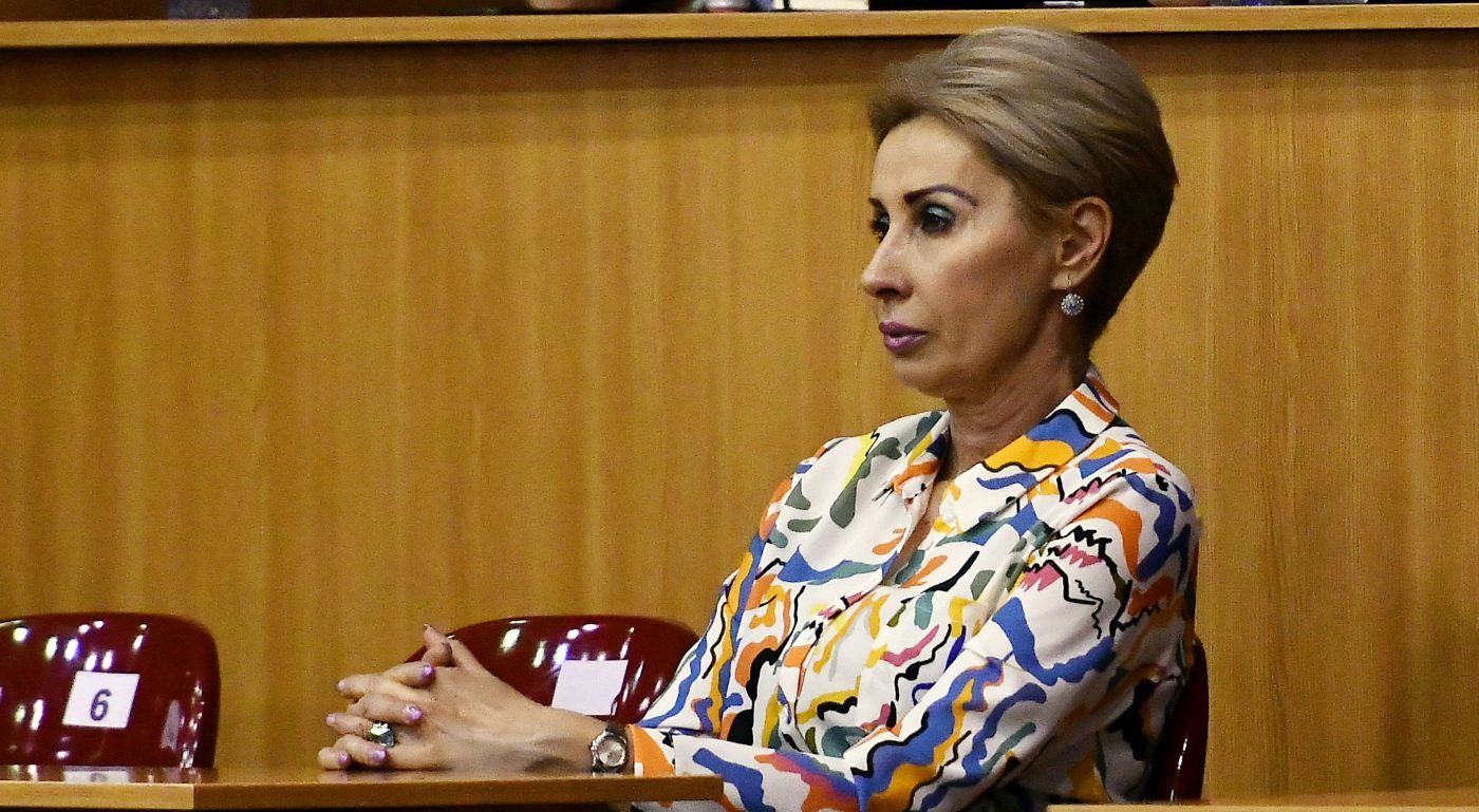 Noaptea ca hoții! Culisele repunerii în funcție a fostei sportive Vali Ionescu-Caciureac. Criza politică, speculată de ministrul Cătălin Drulă | EXCLUSIV