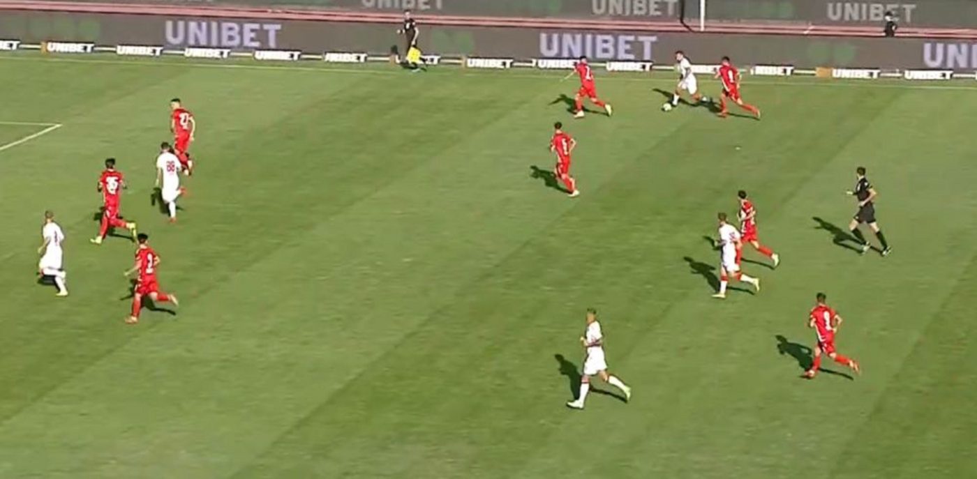 Dinamo – UTA Arad 1-0, Live VIDEO Online în etapa 11 din Liga 1 | Greșeală mare de arbitraj a lui Marian Barbu! Oaspeții joacă în 10