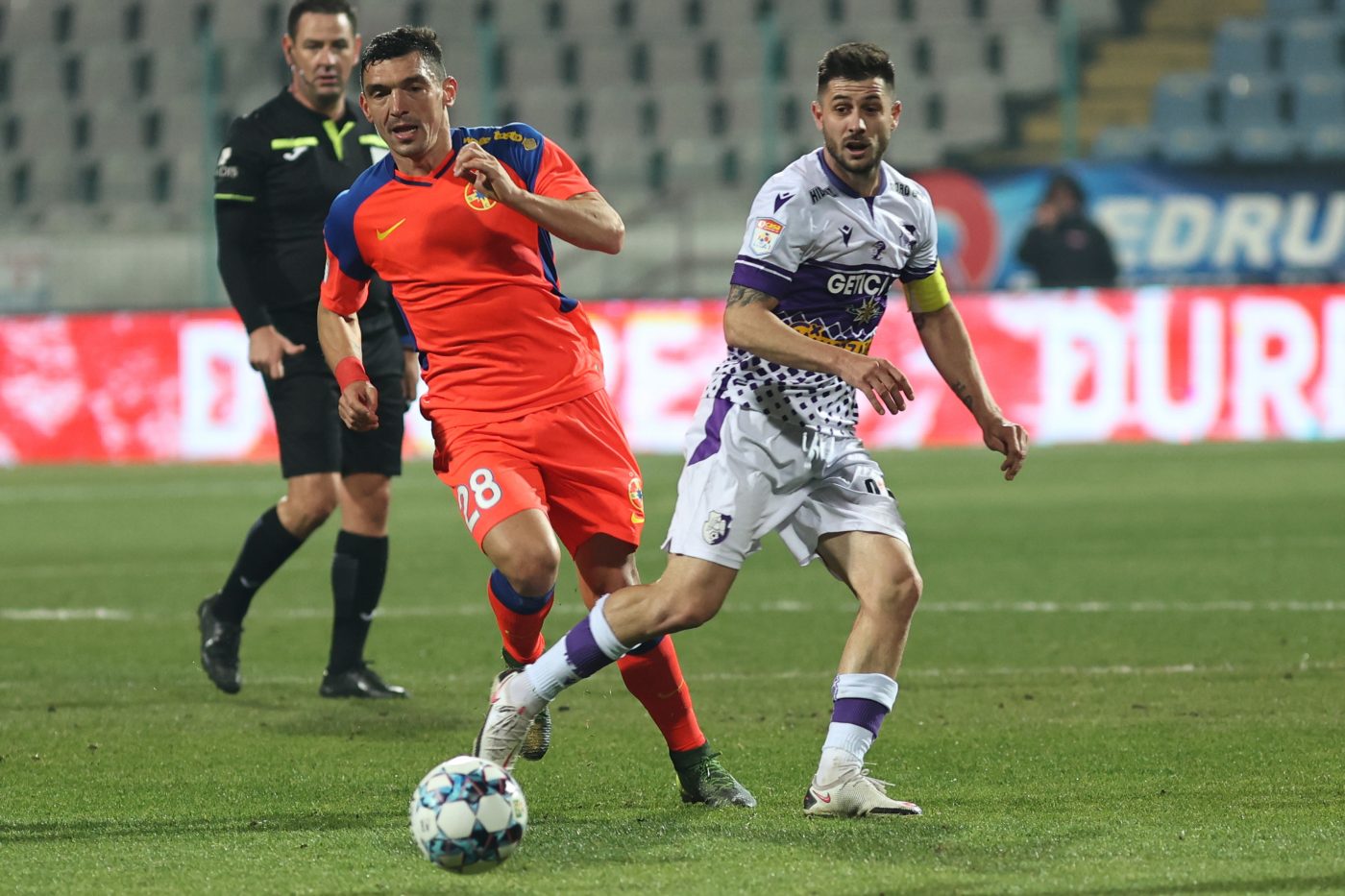 FCSB – FC Argeș 2-1, Video Online! Edi Mână de Aur! Iordănescu Jr. a mutat ca la șah și l-a făcut mat pe Prepeliță din trei mișcări: goluri Octavian Popescu și Vali Gheorghe, assist Vali Crețu