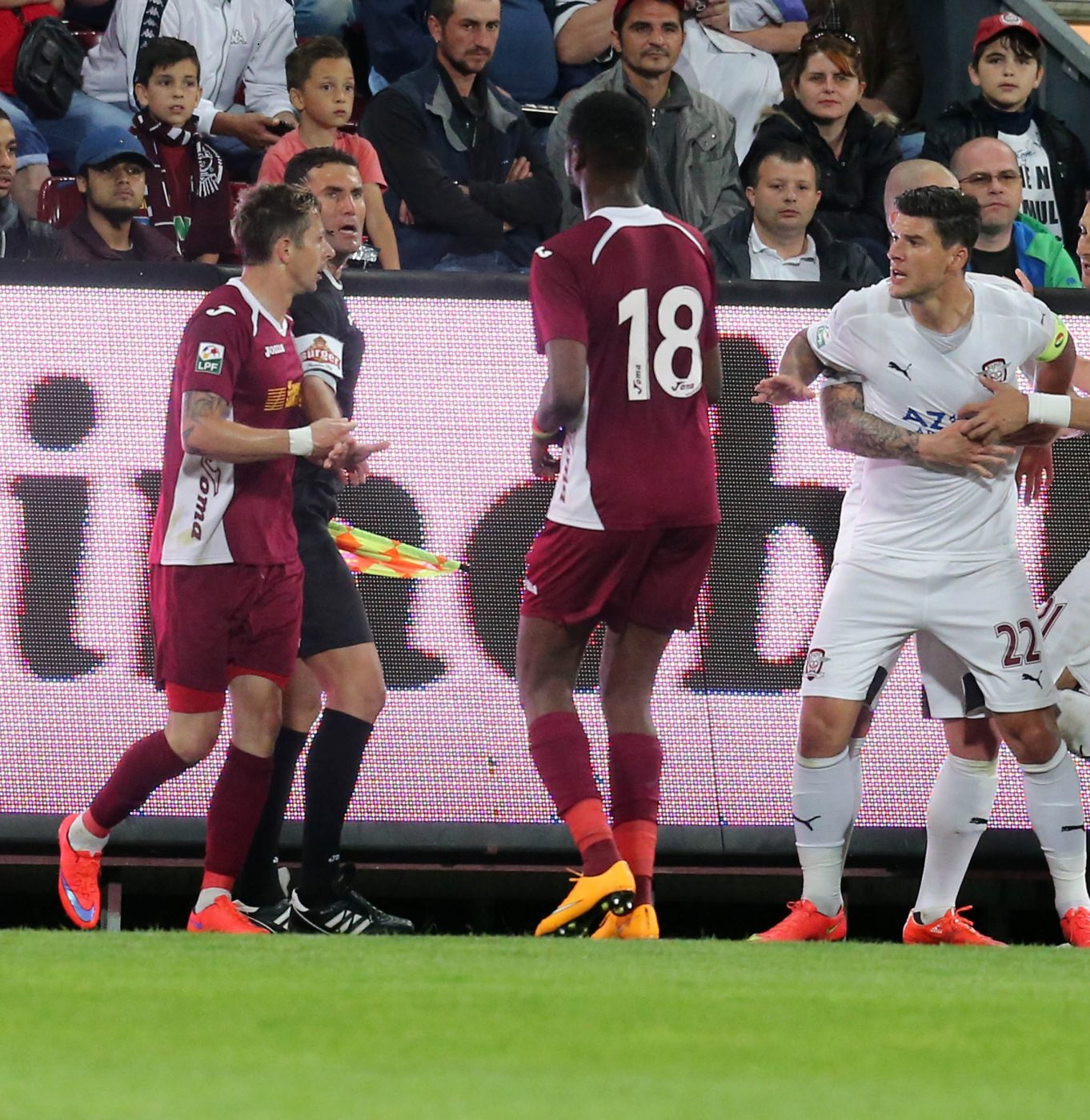 Rapid – CFR Cluj, Live Video Online de la 20:30, în etapa a 12-a a Ligii 1. Derby feroviar cu tribune goale la Mioveni. Echipele probabile