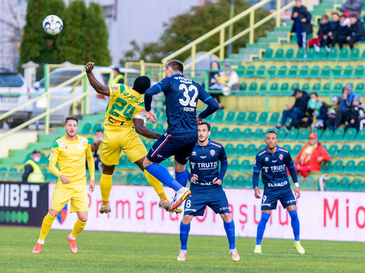 Liga 1: Astăzi pariurile se fac devreme » 8 variante de profit lansate la FC Argeș – FC Voluntari și FC Botoșani – CS Mioveni »»