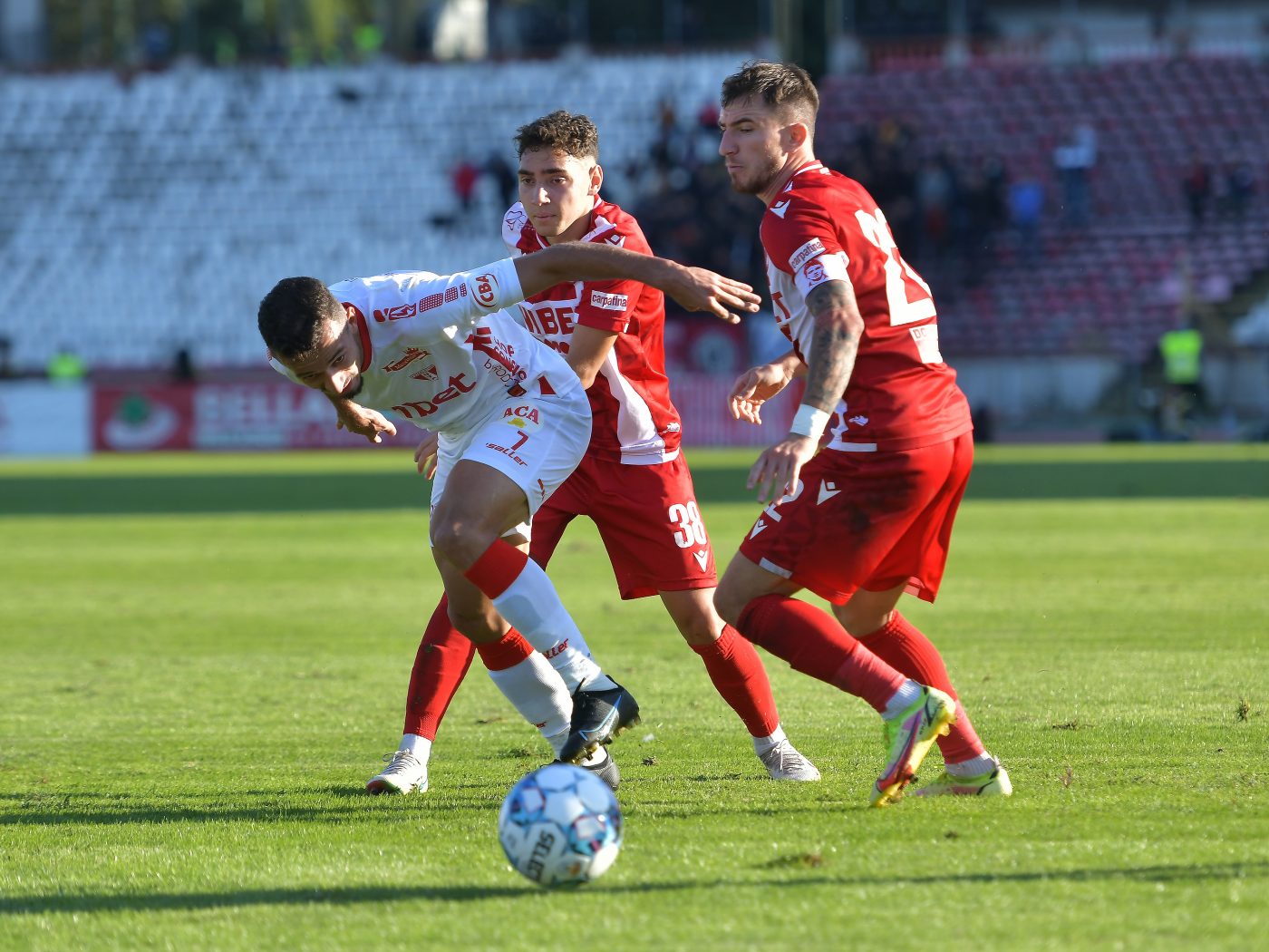 Dinamo – UTA Arad 2-1, Live VIDEO Online în etapa 11 din Liga 1 | Deian Sorescu, o nouă ocazie uriașă