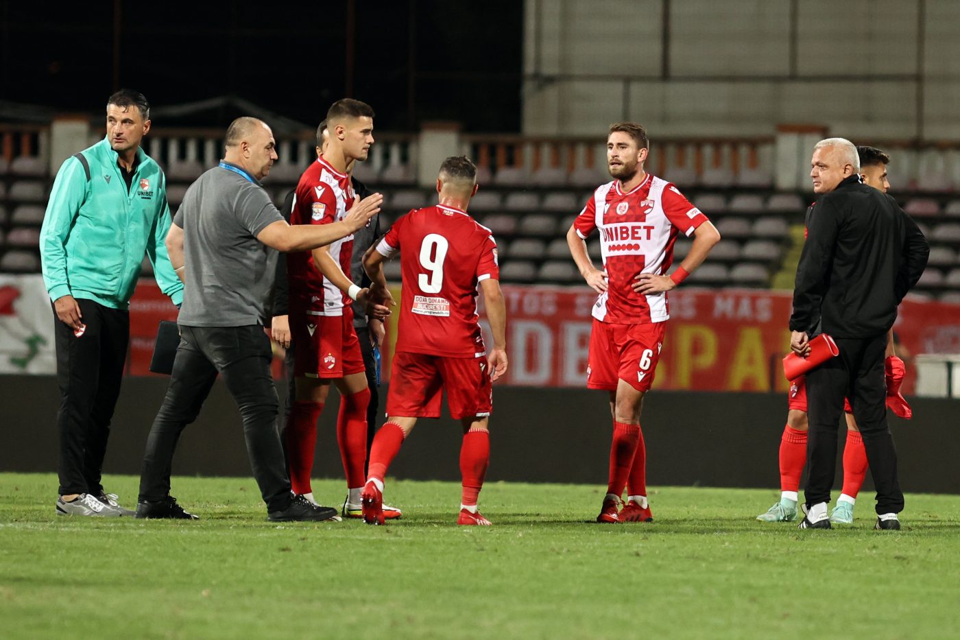 Dinamo, la un pas de un nou dezastru! „Câinii” se tem de ce e mai rău și pot să piardă 9 puncte în Liga 1