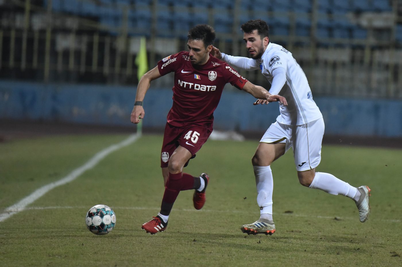 De ce a renunțat CFR Cluj la Ronaldo Deaconu, în contextul în care campioana României îi oferise mijlocașului un contract: „În momentul de faţă nu e o opţiune”