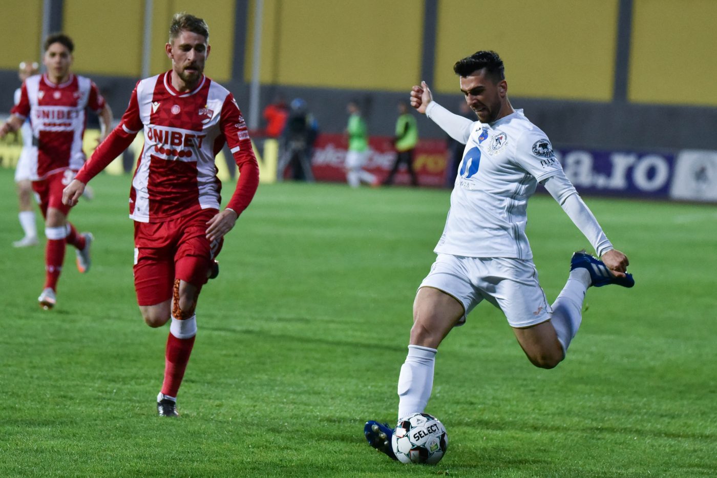 Meciul Dinamo – Gaz Metan, blocat la pariuri! Cât era cota la victorie a „câinilor” înaintea ca partida să fie scoasă din ofertă | SPECIAL