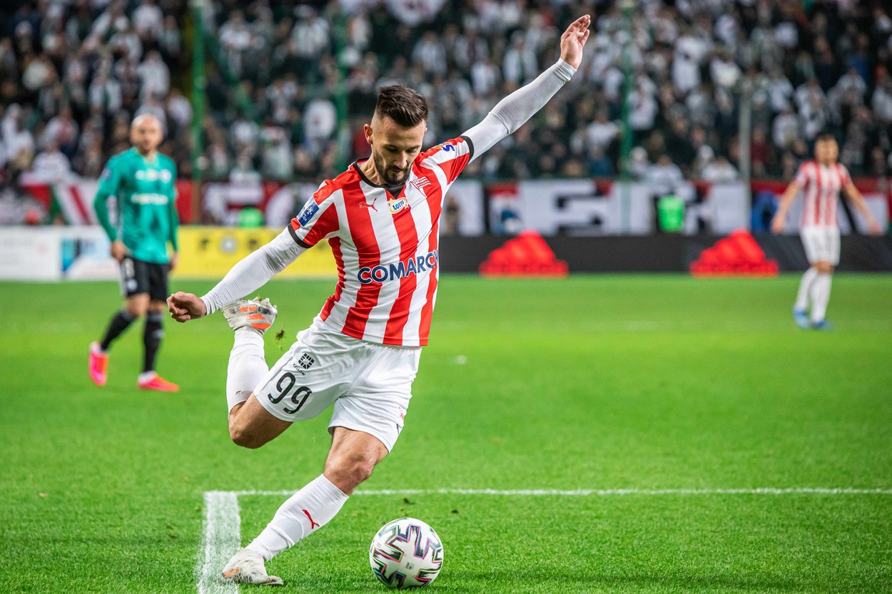 Mircea Rednic a adus la Dinamo fotbalist trecut pe la AS Roma! Atacantul s-a antrenat deja cu noii săi coechipieri