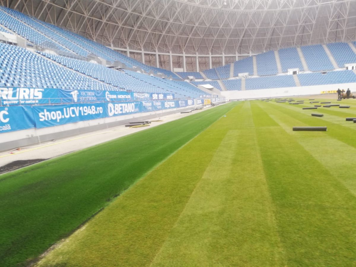 Gazonul stadionului din Bănie se va înlocui din nou, la toamnă. Cauza este extrasportivă: „Craiova se transformă în cea mai mare Diskoteka în aer liber”