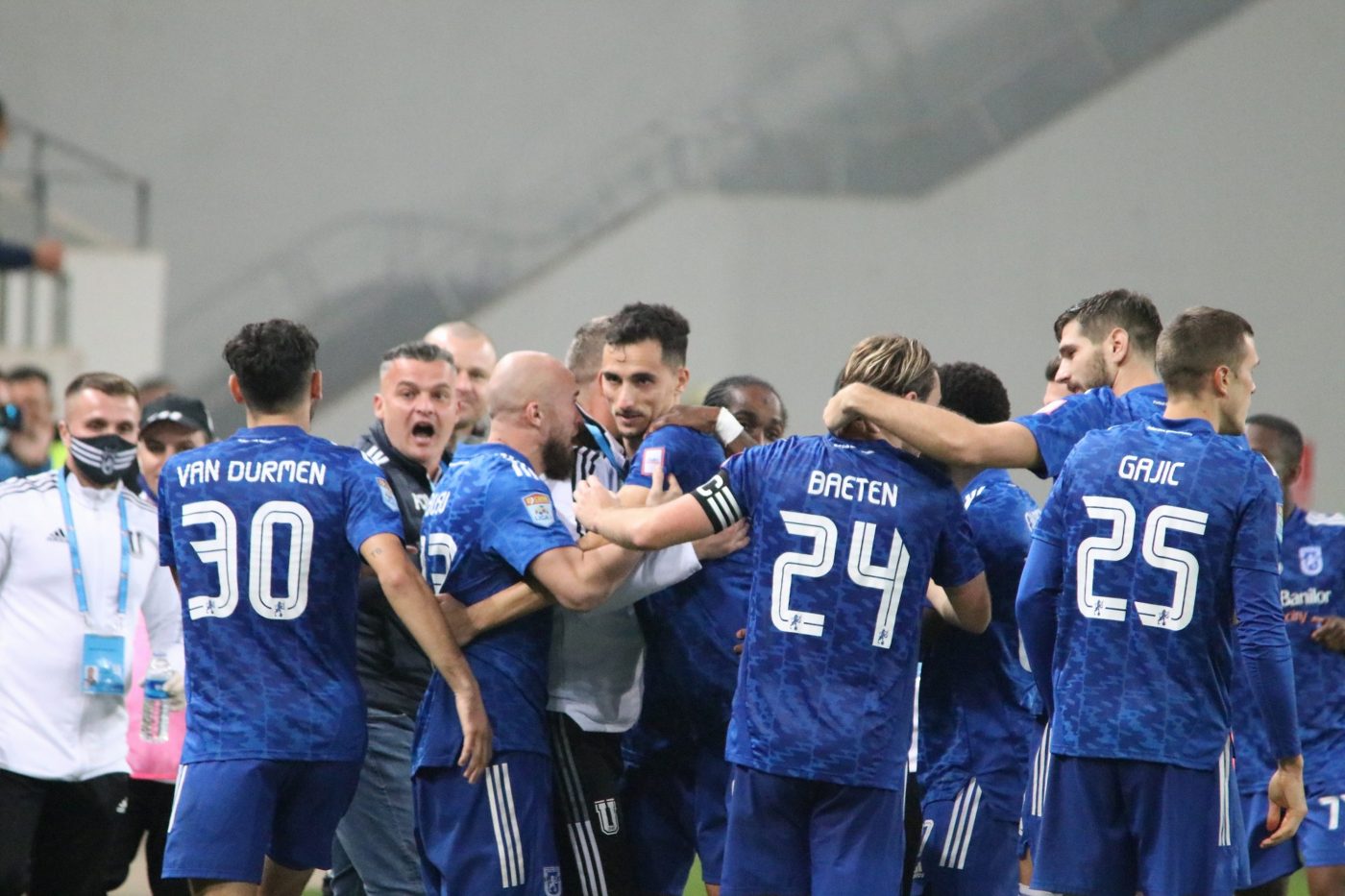 FCU Craiova – Sepsi, Live Video Online de la 18:00, în optimile Cupei României! Duel între noii antrenori Flavius Stoican și Cristiano Bergodi!