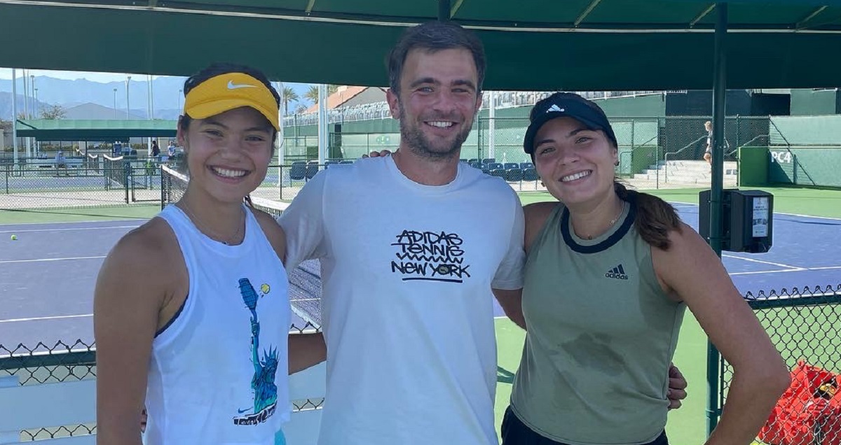 Imaginea zilei la Indian Wells! Un antrenor român a pus ochii pe Emma Răducanu: „E de-a noastră, domne!” FOTO