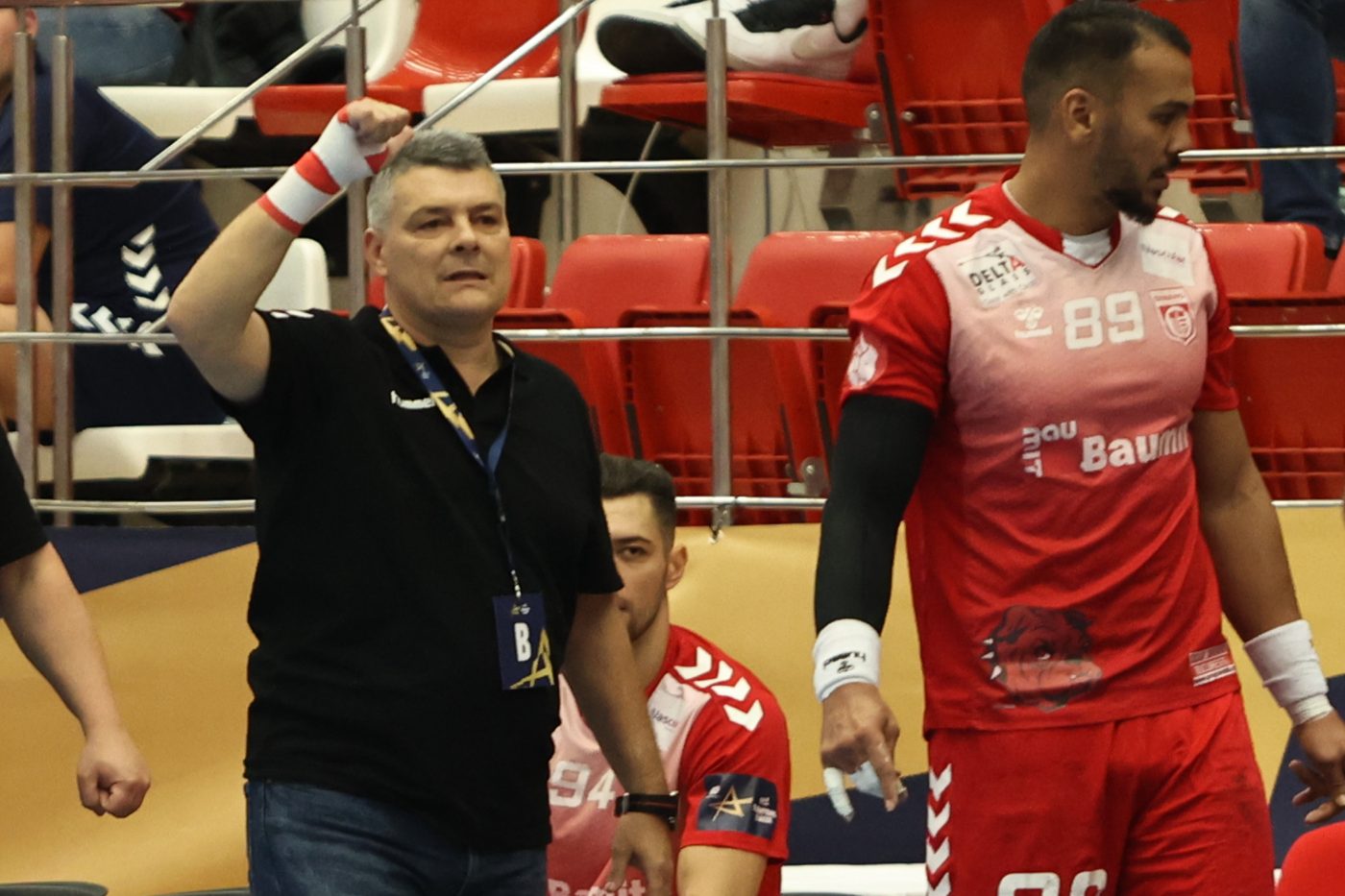 Xavi Pascual, în al nouălea cer după succesul memorabil al lui Dinamo cu Veszprem: „Îi dedic victoria tatălui lui Marian Cozma”