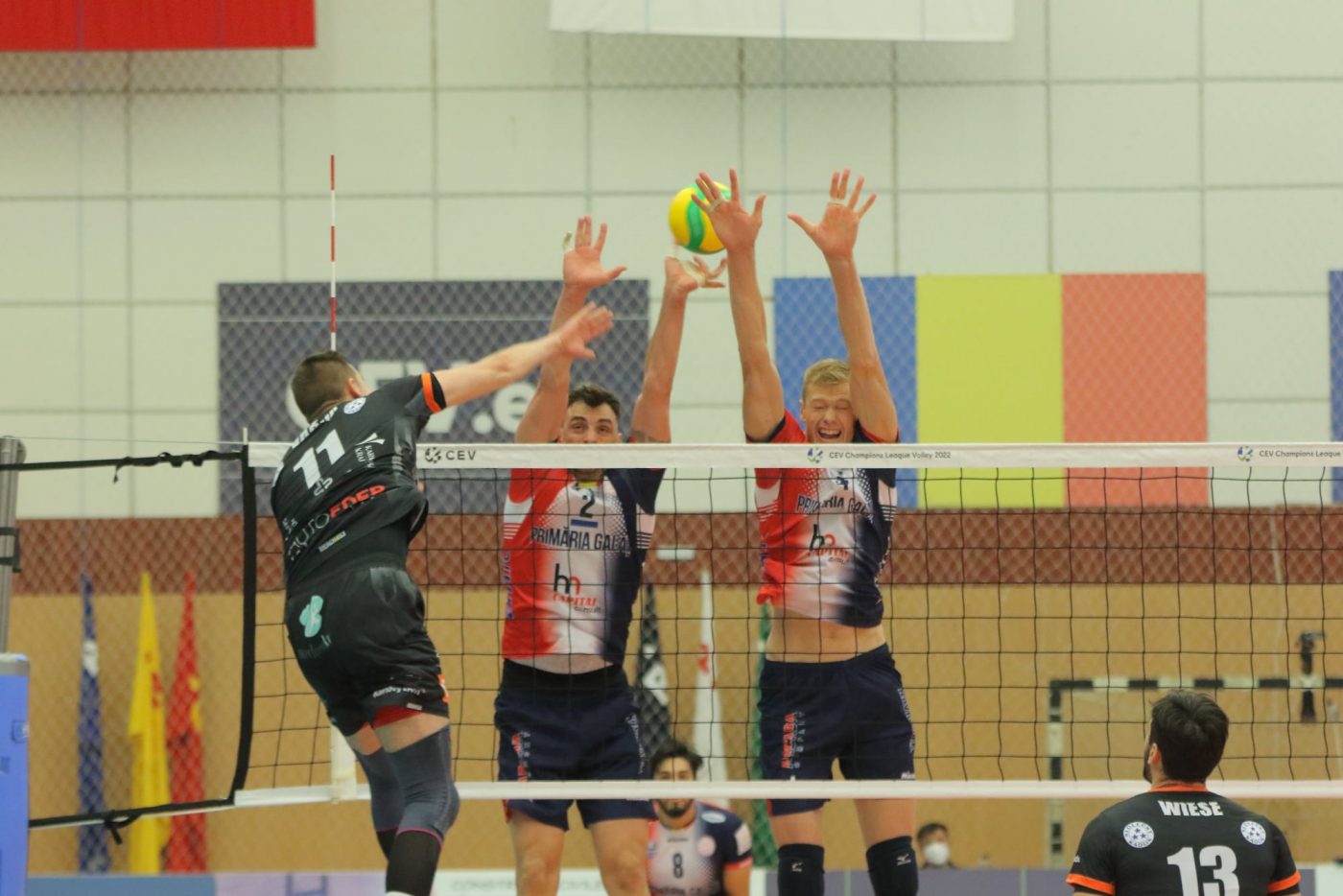 Victorie în primul meci din Liga Campionilor la volei masculin pentru Arcada Galați! Returul cu CEZ Karlovarsko programat peste o săptămână