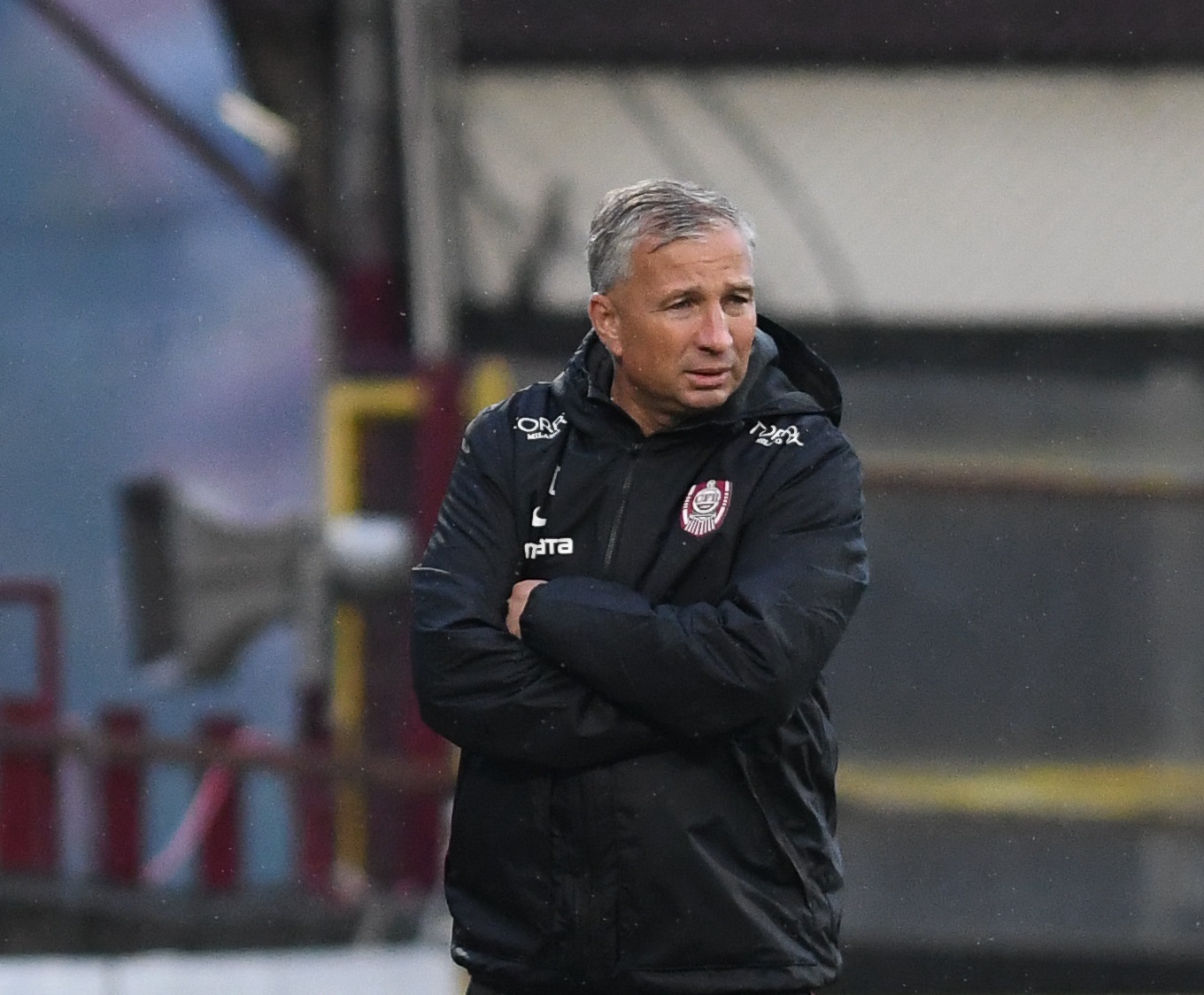 Dan Petrescu, în conflict cu mai mulți jucători de la CFR Cluj! Momente dure în vestiar. Măsuri drastice aplicate jucătorilor