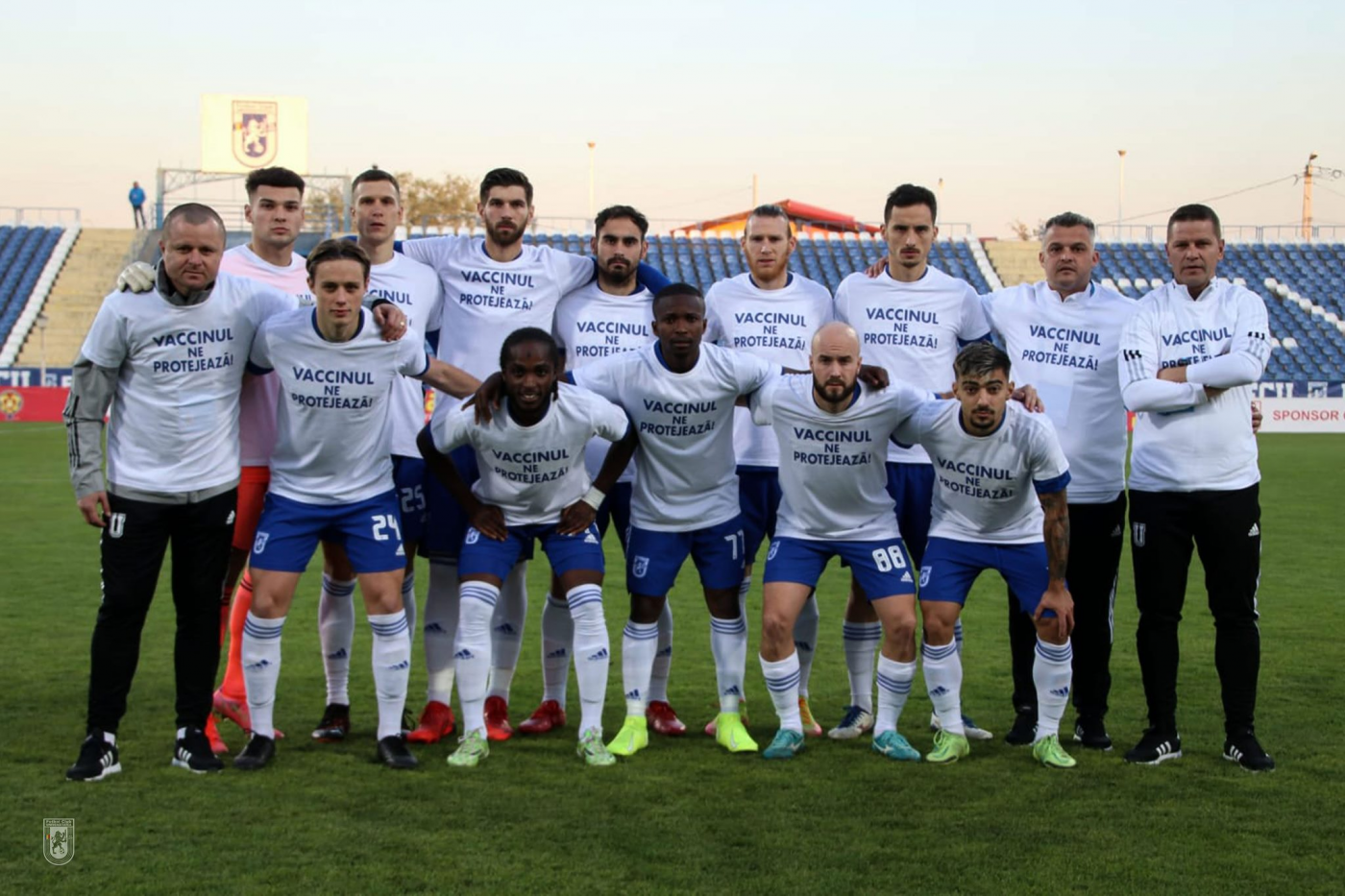 Bănia se vaccinează! Mesajul transmis de FC U Craiova 1948 pentru suporteri: „Haideți să învingem virusul!” | FOTO