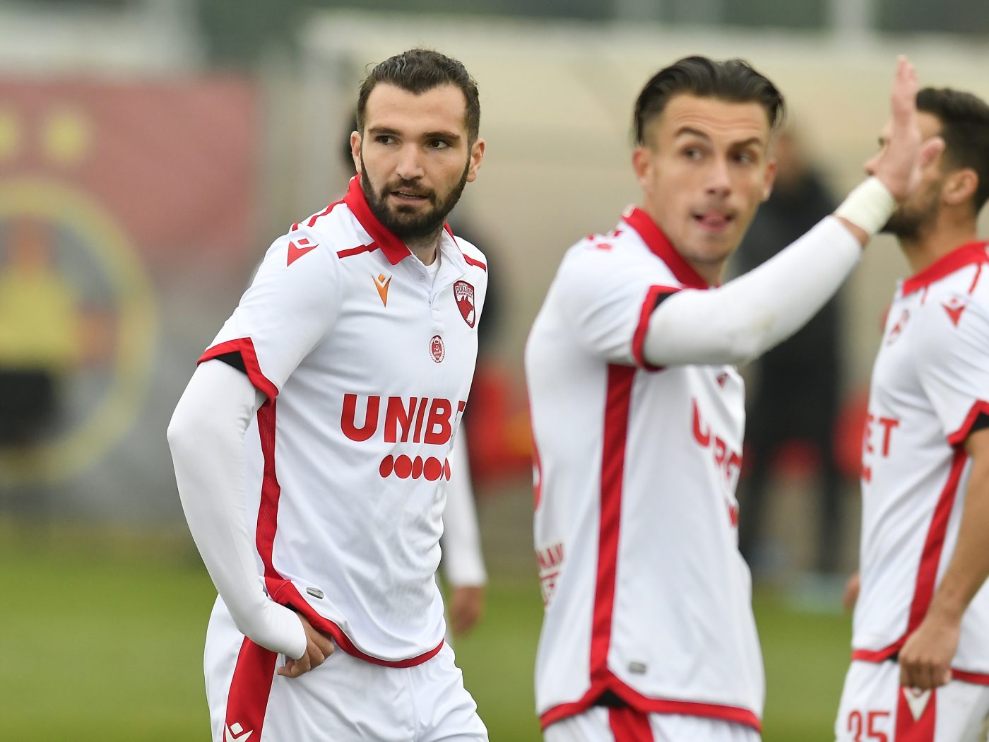 Ionuț Șerban, la a doua experiență după ce a plecat de la Dinamo. Mijlocașul își încearcă norocul sub comanda unui fost rapidist