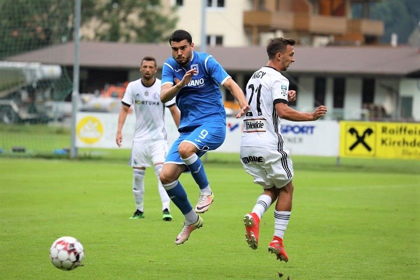 Mihai Roman II, dezamăgit de Laurențiu Reghecampf: „Nu am primit aproape nicio șansă!” Atacantul, gata de revenirea la FC Botoșani: „Sper să jucăm în play-off!” | EXCLUSIV