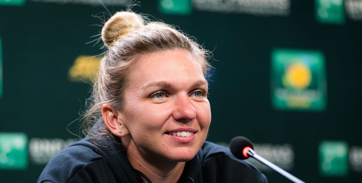 Simona Halep a făcut show la conferința de presă după victoria cu Marta Kostyuk: „I-am spus soțului că vreau flori albe! El s-a ocupat de toate detaliile nunții” VIDEO