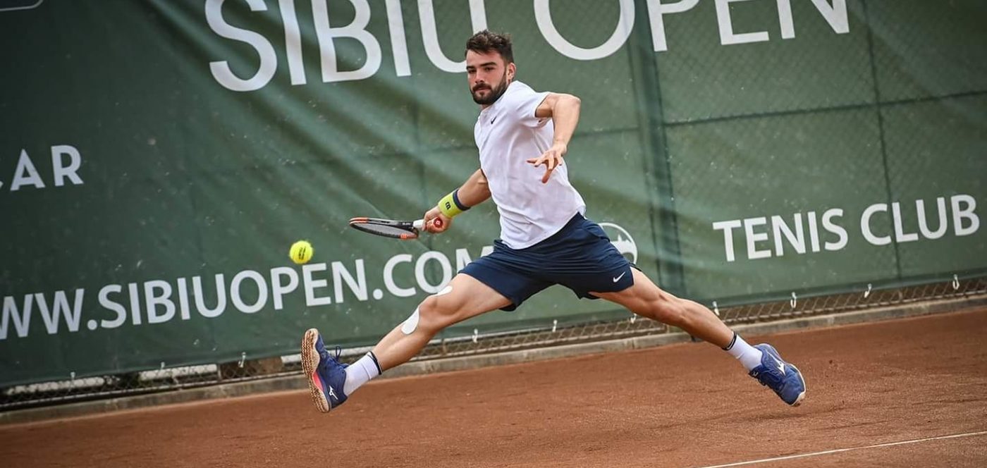Ștefan Paloși, noul campion național la tenis, nu are sponsor: „Doar așa pot continua!” Cum a „furat” meserie de la un tenismen de top | EXCLUSIV