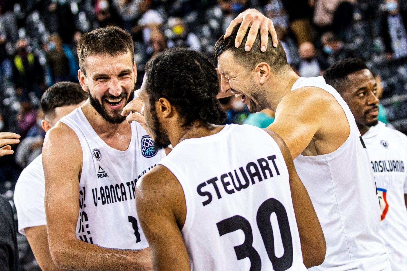 Debutanta U BT Cluj, victorie cu Daruşşafaka Basketbol! A fost primul meci în grupele Basketball Champions League