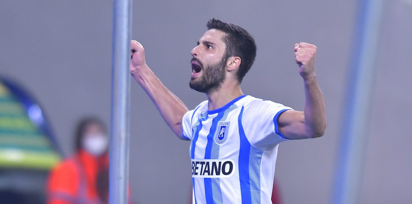 Primul fotbalist care l-a convins pe Laurențiu Reghecampf! Universitatea Craiova îi activează clauza din contract pentru a-l avea în play-off | EXCLUSIV